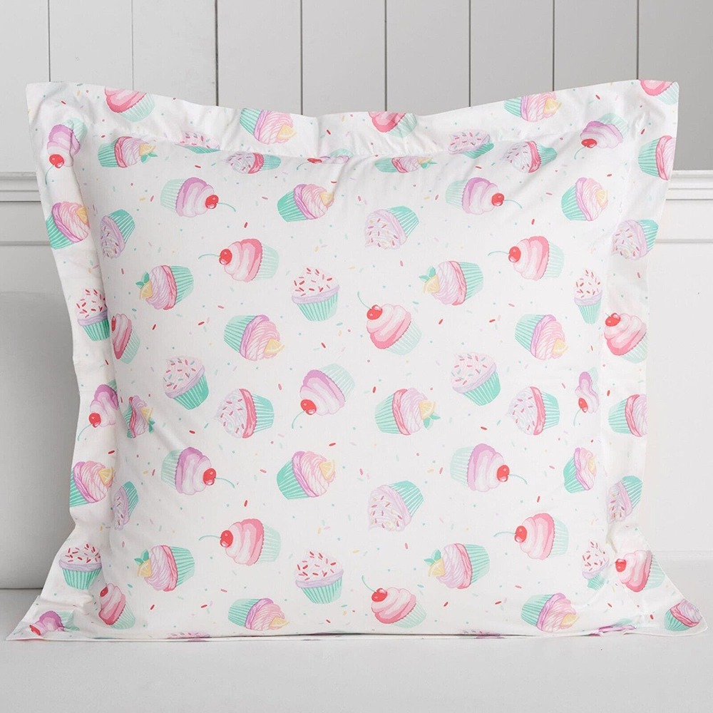 NWT POTTERY BARN Teen Sweet Treats Cupcake Euro Sham White Size 26x26‎